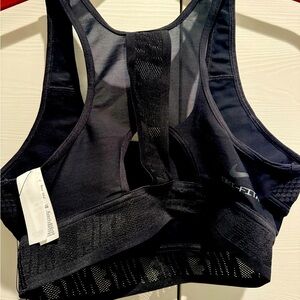 Nike Sports Bra• Women’s size medium